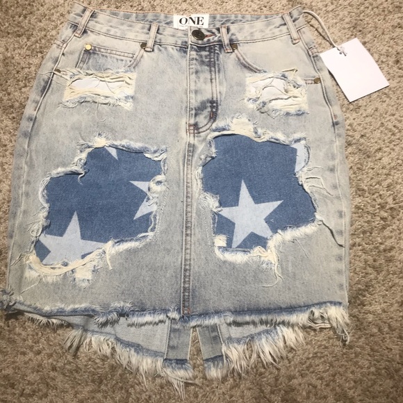 One Teaspoon Dresses & Skirts - BRAND NEW One by One Teaspoon distressed skirt